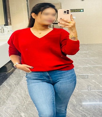 Khusbu vip call girl Magarpatta