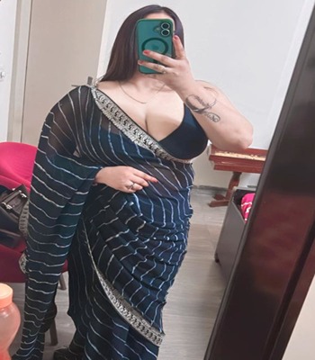 Tanya Magarpatta call girl model